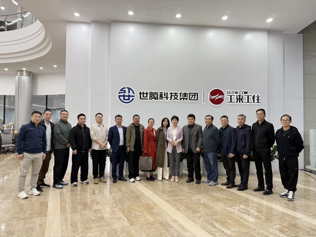 西北高校聯(lián)盟領(lǐng)導(dǎo)一行蒞臨工來工往